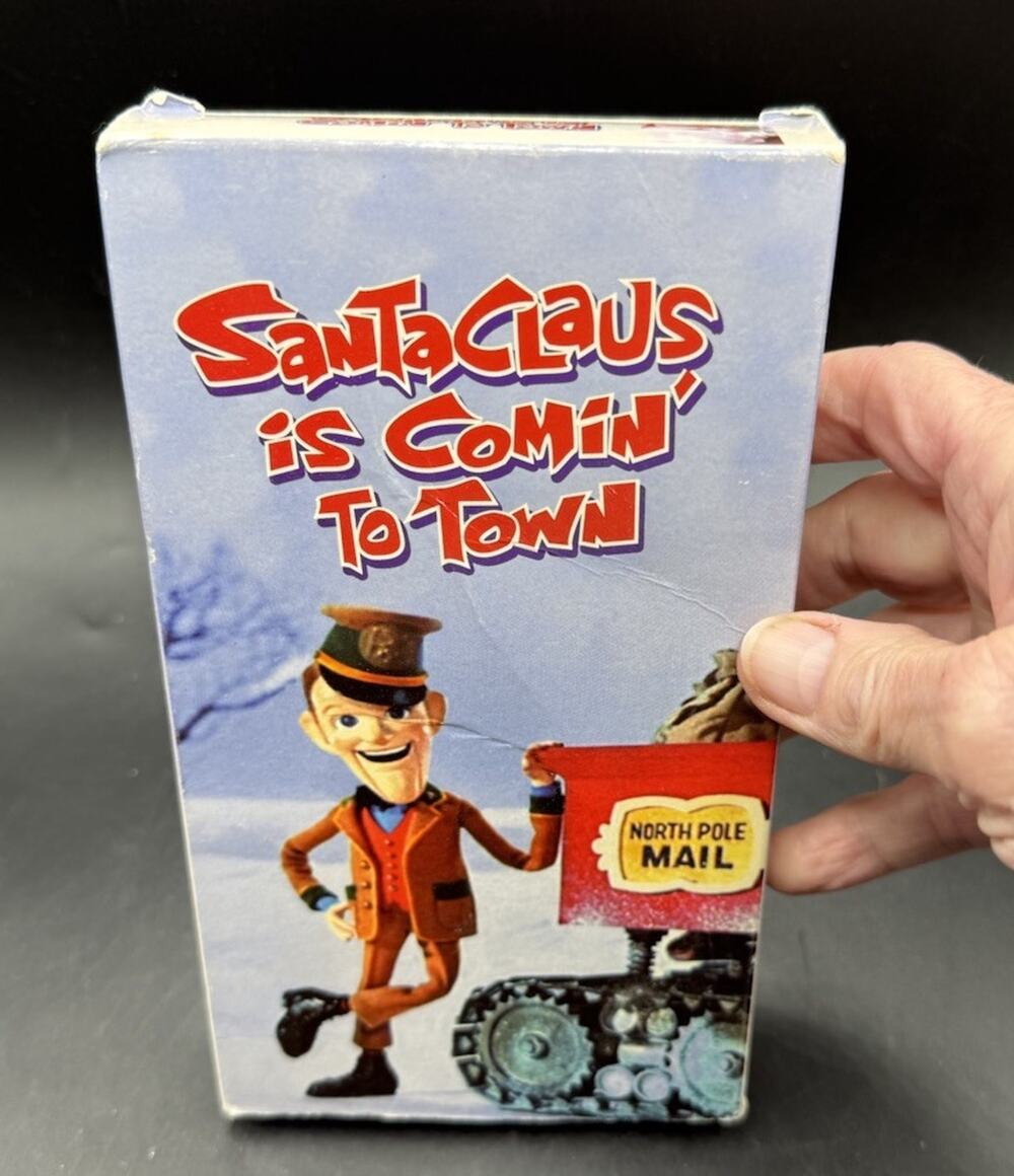 Santa Claus is Coming to Town VHS 2002 Release Fred Astaire EUC